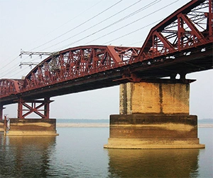 Hardinge Bridge spanning the Padma River near Paksey in Rajshahi, Bangladesh.